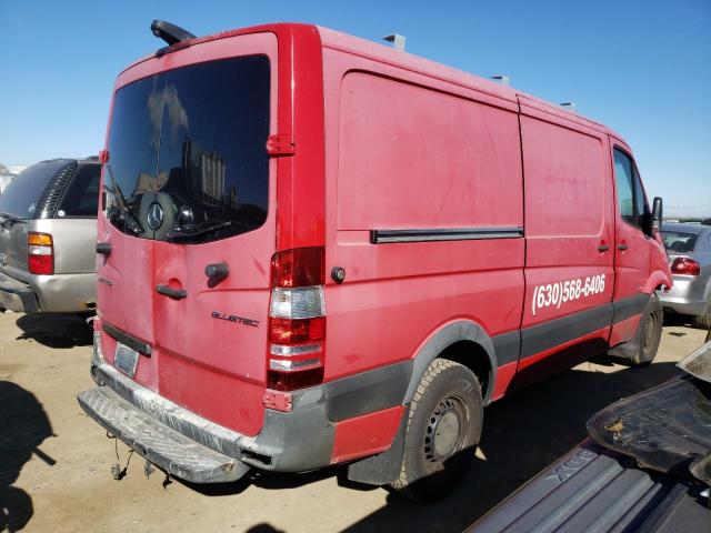 WD3PE7DC3E5890513 - 2014 MERCEDES-BENZ SPRINTER 2500 RED photo 3