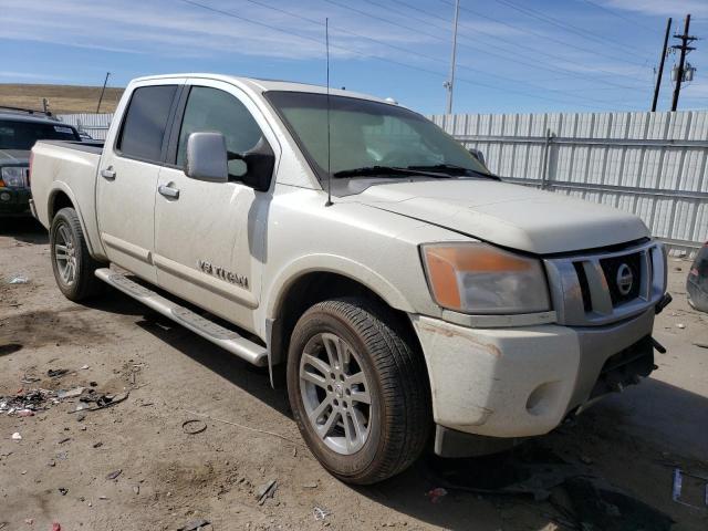 1N6AA0EC8DN306387 - 2013 NISSAN TITAN S WHITE photo 4