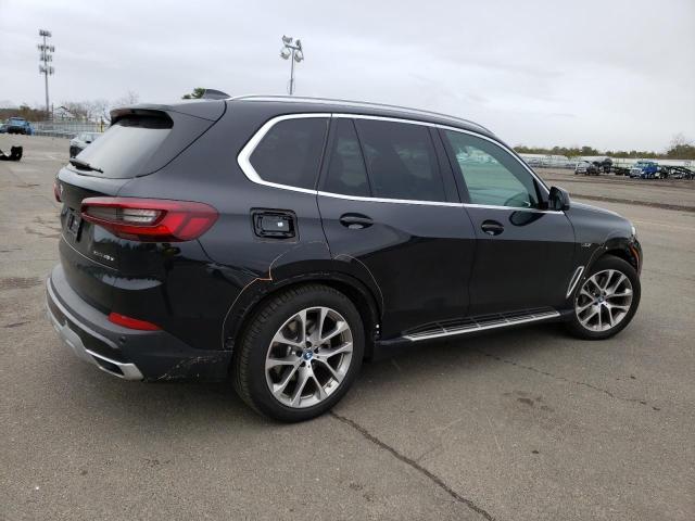 5UXTA6C06N9M48382 - 2022 BMW X5 XDRIVE45E BLACK photo 3