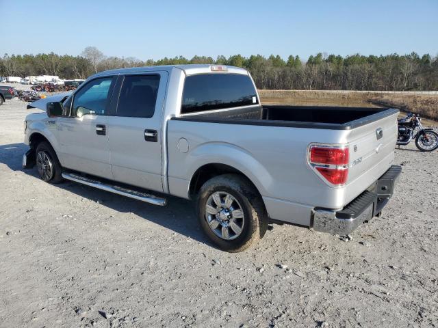 1FTFW1CF8CKD01817 - 2012 FORD F150 SUPERCREW SILVER photo 2