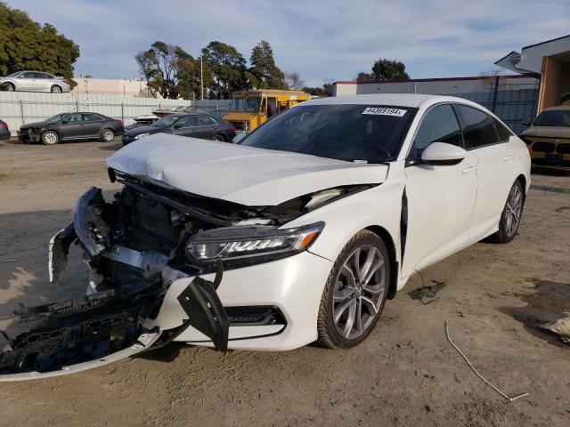 1HGCV1F33JA080686 - 2018 HONDA ACCORD SPORT WHITE photo 1