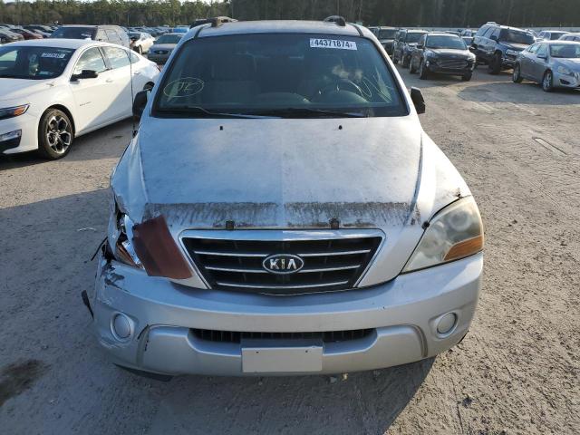 KNDJD735785797791 - 2008 KIA SORENTO EX SILVER photo 5