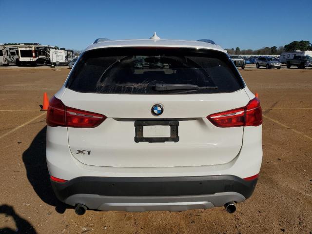 WBXHU7C39H5H32895 - 2017 BMW X1 SDRIVE28I WHITE photo 6