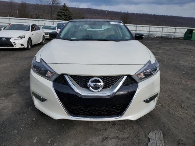 1N4AA6AP8HC399627 - 2017 NISSAN MAXIMA 3.5S WHITE photo 5