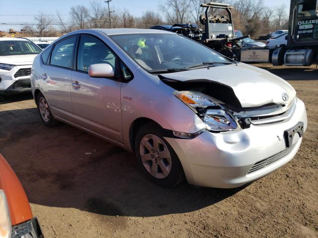 JTDKB20UX73230641 - 2007 TOYOTA PRIUS SILVER photo 4