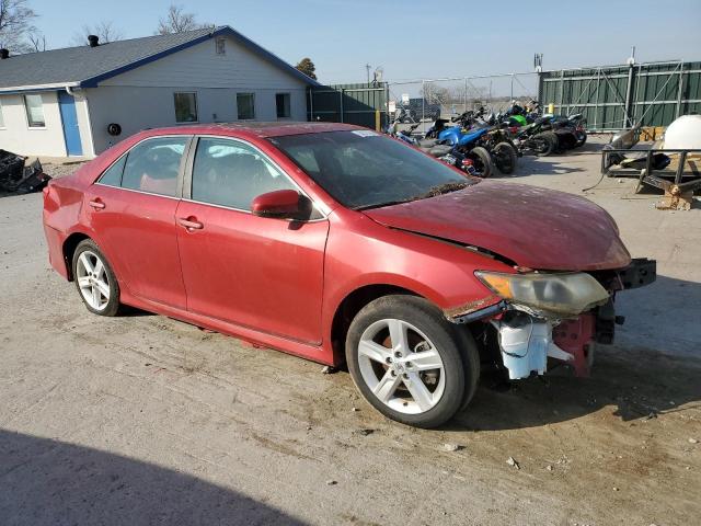 4T1BF1FK2EU831629 - 2014 TOYOTA CAMRY L RED photo 4