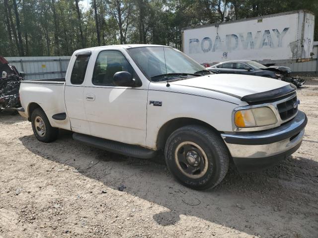 1FTDX0761VKC83611 - 1997 FORD F150 WHITE photo 4