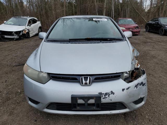 2HGFG116X8H003768 - 2008 HONDA CIVIC LX SILVER photo 5