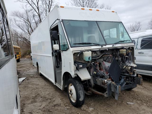 4UZAAPDUXECFS3392 - 2014 FREIGHTLINER CHASSIS M LINE WALK-IN VAN WHITE photo 1