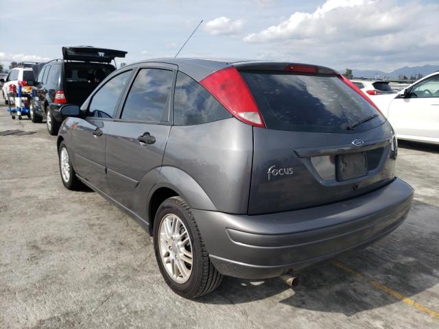 3FAFP37313R139491 - 2003 FORD FOCUS ZX5 GRAY photo 2