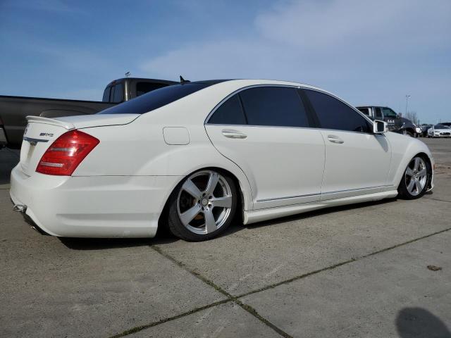 WDDNG71X17A112161 - 2007 MERCEDES-BENZ S 550 WHITE photo 3