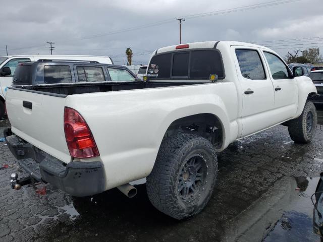 5TEKU72N17Z394701 - 2007 TOYOTA TACOMA DOUBLE CAB PRERUNNER LONG BED WHITE photo 3