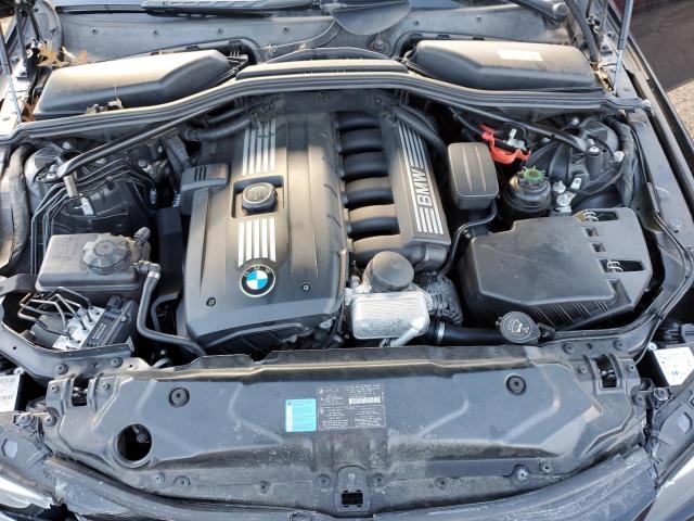 WBANV1C58AC445703 - 2010 BMW 528 XI BLACK photo 11