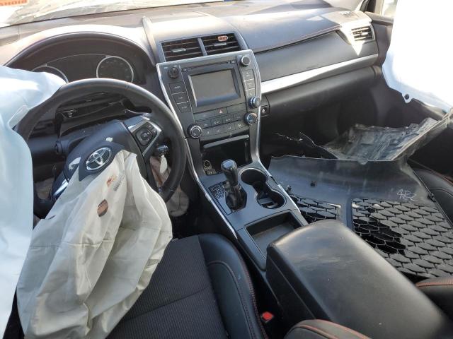 4T1BF1FK8HU443485 - 2017 TOYOTA CAMRY SE LE Beyaz fotoğraf 8