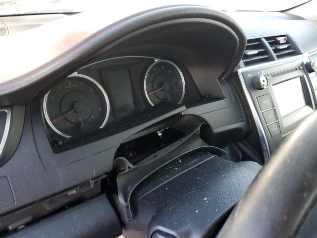 4T1BF1FK8HU443485 - 2017 TOYOTA CAMRY SE LE Beyaz fotoğraf 9