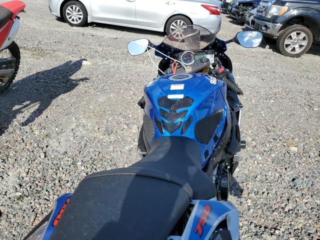 JS1GR7MA8N7100565 - 2022 SUZUKI GSX-R750 BLUE photo 5