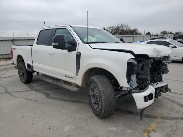 1FT8W2BT9REC24338 - 2024 FORD F250 SUPER DUTY WHITE photo 4