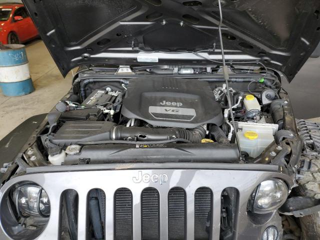 1C4BJWDG3JL878554 - 2018 JEEP WRANGLER U SPORT GRAY photo 11