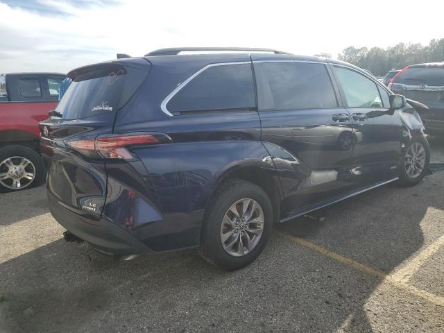 5TDKRKEC7MS016311 - 2021 TOYOTA SIENNA LE BLUE photo 3