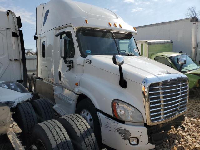 1FUJGLD51GLHE3032 - 2016 FREIGHTLINER CASCADIA 1 WHITE photo 1