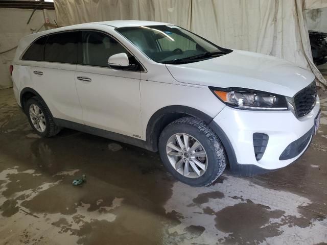 5XYPGDA35KG464523 - 2019 KIA SORENTO L WHITE photo 4