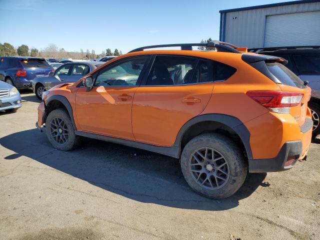 JF2GTAMC9JH296186 - 2018 SUBARU CROSSTREK LIMITED ORANGE photo 2