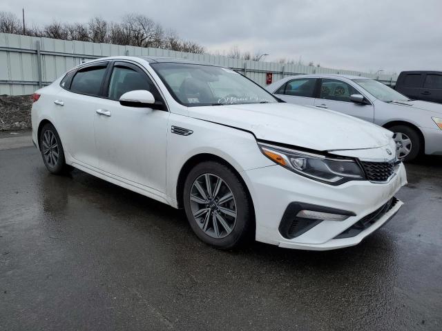 5XXGT4L30KG334288 - 2019 KIA OPTIMA LX WHITE photo 4