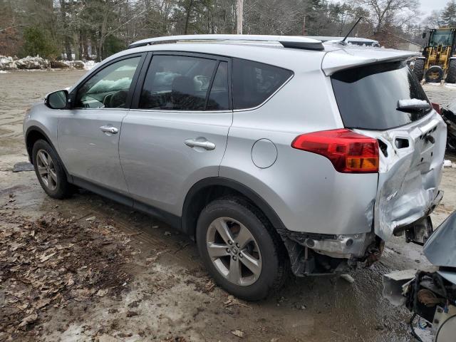 JTMRFREV7FJ050976 - 2015 TOYOTA RAV4 XLE SILVER photo 2