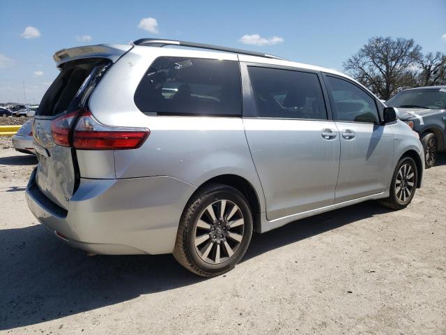 5TDDZ3DCXLS238825 - 2020 TOYOTA SIENNA XLE SILVER photo 3