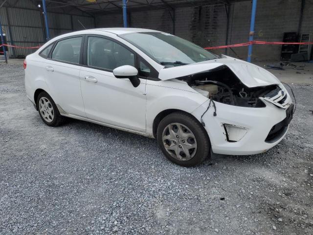 3FADP4AJ7BM238509 - 2011 FORD FIESTA S WHITE photo 4