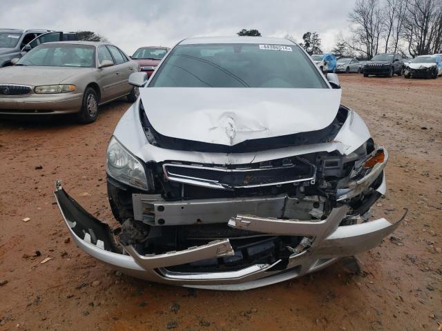 1G1ZC5EB3A4118701 - 2010 CHEVROLET MALIBU 1LT Srebrny zdjęcie 5