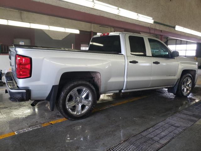 1GCRCPEH3JZ323574 - 2018 CHEVROLET SILVERADO C1500 CUSTOM SILVER photo 3