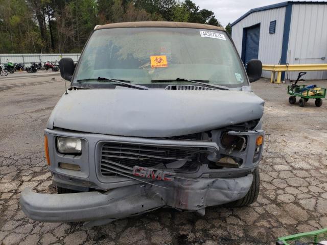 1GJHG39R1W1081717 - 1998 GMC SAVANA G3500 GRAY photo 5