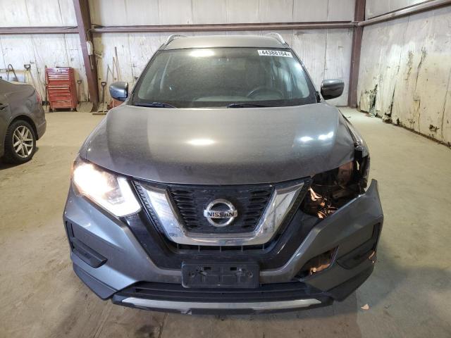 KNMAT2MV4HP542086 - 2017 NISSAN ROGUE S GRAY photo 5