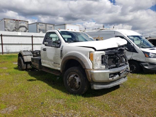 1FDUF5HT7HED46410 - 2017 FORD F550 SUPER DUTY WHITE photo 4