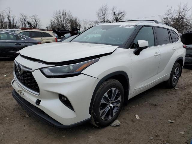 5TDHZRBH1MS523353 - 2021 TOYOTA HIGHLANDER XLE 白色 照片 1