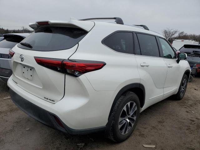 5TDHZRBH1MS523353 - 2021 TOYOTA HIGHLANDER XLE 白色 照片 3