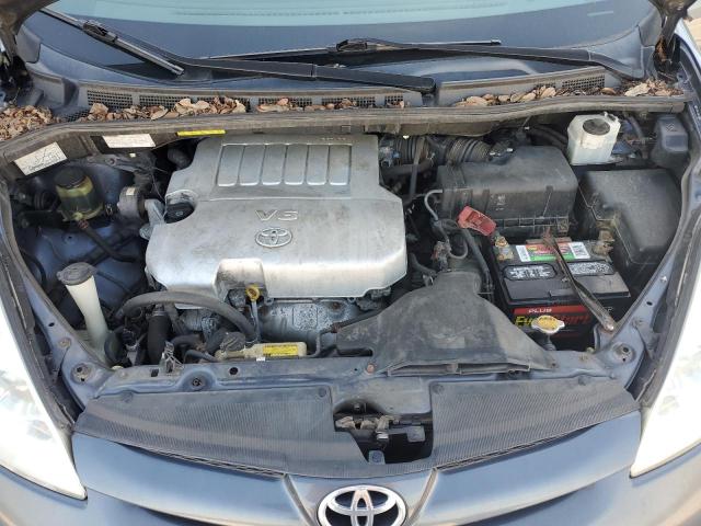 5TDYK4CC8AS304847 - 2010 TOYOTA SIENNA XLE GRAY photo 12