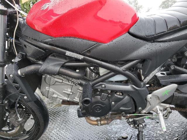 JS1VP55B0H2100652 - 2017 SUZUKI SV650 A RED photo 6