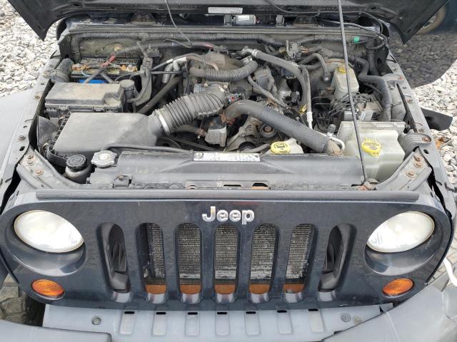 1J4AA2D13BL552717 - 2011 JEEP WRANGLER SPORT BLACK photo 11