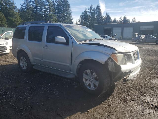 5N1AR18W85C728160 - 2005 NISSAN PATHFINDER LE ვერცხლისფერი ფოტო 4