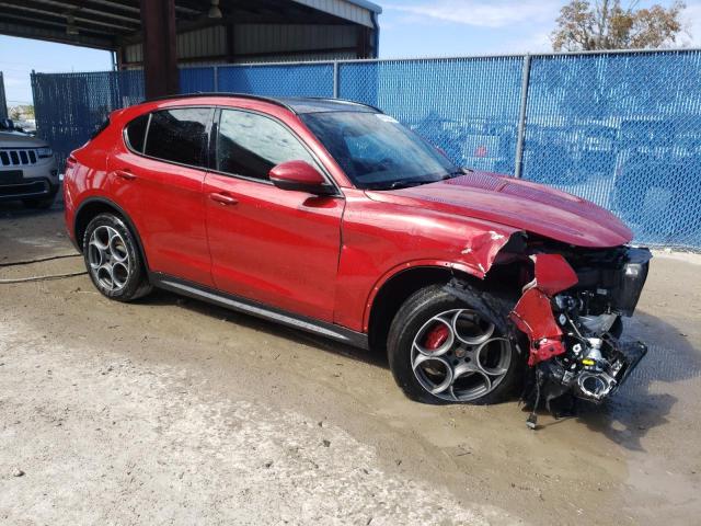 ZASFAKNN0J7B88591 - 2018 ALFA ROMEO STELVIO TI SPORT RED photo 4