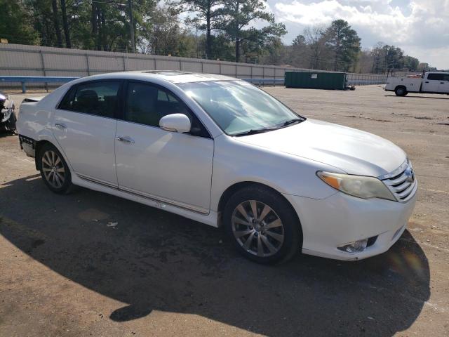 4T1BK3DB5BU411935 - 2011 TOYOTA AVALON BASE WHITE photo 4