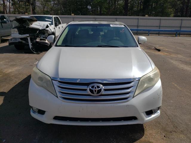 4T1BK3DB5BU411935 - 2011 TOYOTA AVALON BASE 白色 照片 5