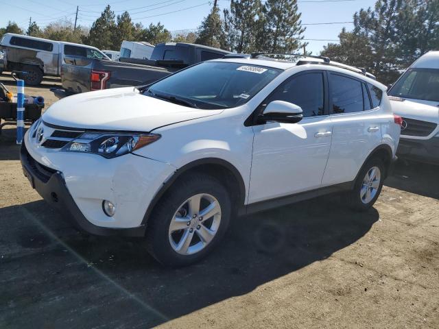 JTMWFREV3DD018556 - 2013 TOYOTA RAV4 XLE WHITE photo 1