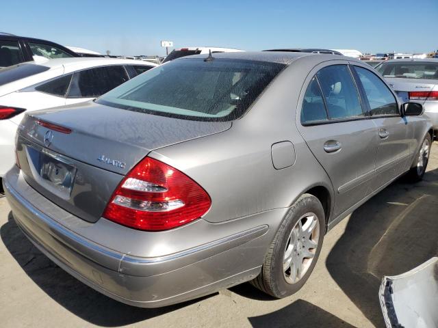 WDBUF87J06X187607 - 2006 MERCEDES-BENZ E 350 4MATIC GRAY photo 3