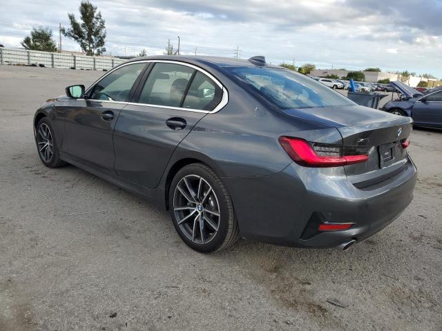 3MW5R7J09M8B65525 - 2021 BMW 330XI GRAY photo 2