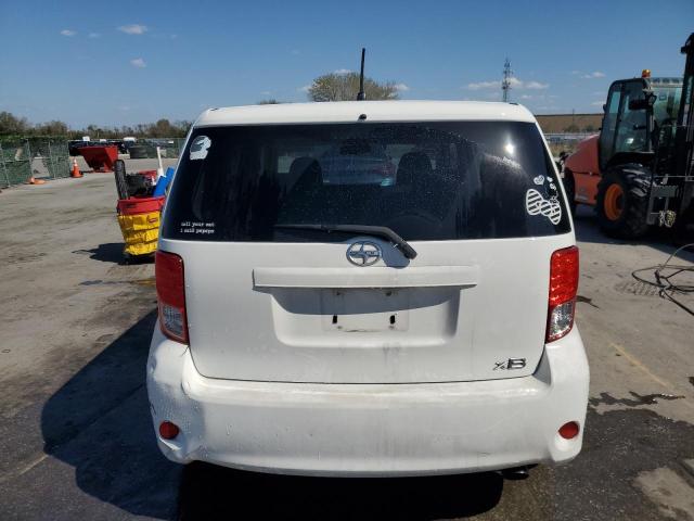 JTLZE4FE8C1141890 - 2012 TOYOTA SCION XB WHITE photo 6