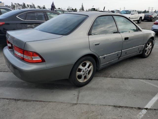 JT8BF28GX10341782 - 2001 LEXUS ES 300 SILVER photo 3