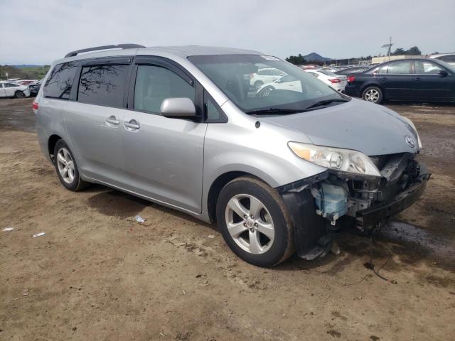 5TDKK3DC7ES445218 - 2014 TOYOTA SIENNA LE SILVER photo 4